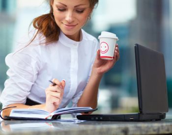 muistikirja logolla helpottaa elämää